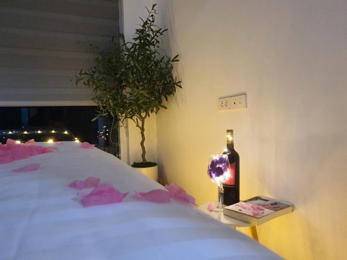 Tulip Homestay Ha Long Exterior photo